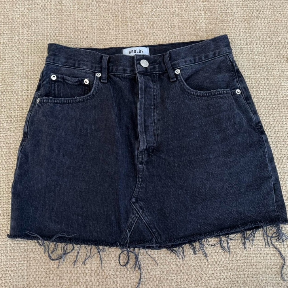 Agolde Quinn high rise black denim mini skirt (size 27)